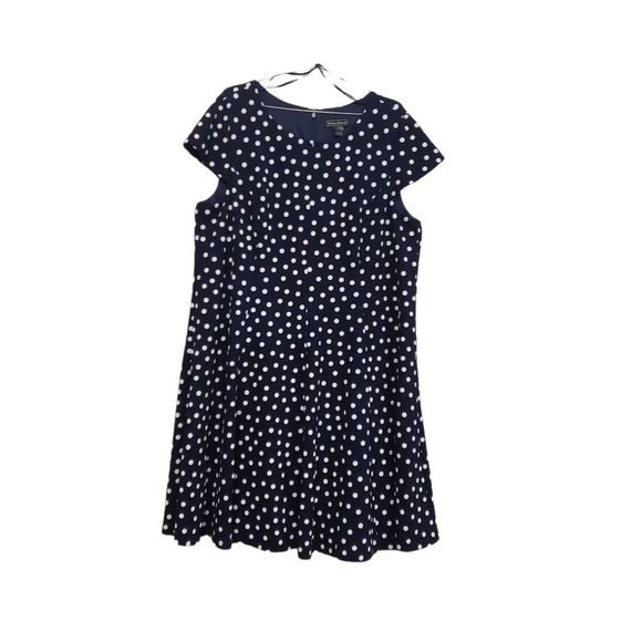 Jessica Howard Dresses & Skirts - Jessica Howard Blue with White Polka Dot Dress